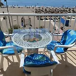 Spacious In - Sea View - 95 M²