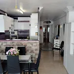 Spacious In - Sea View - 95 M² Apartment