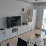 Apartment Spacious In - Sea View - 95 M²