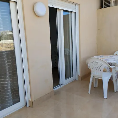 Spacious In - Sea View - 95 M² Appartement
