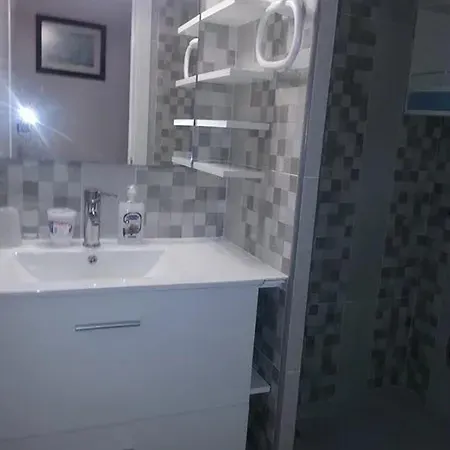 Spacious In - Sea View - 95 M² *