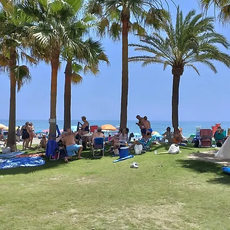 Lägenhet Spacious With Sea And Mountain Views In 95m² Fuengirola